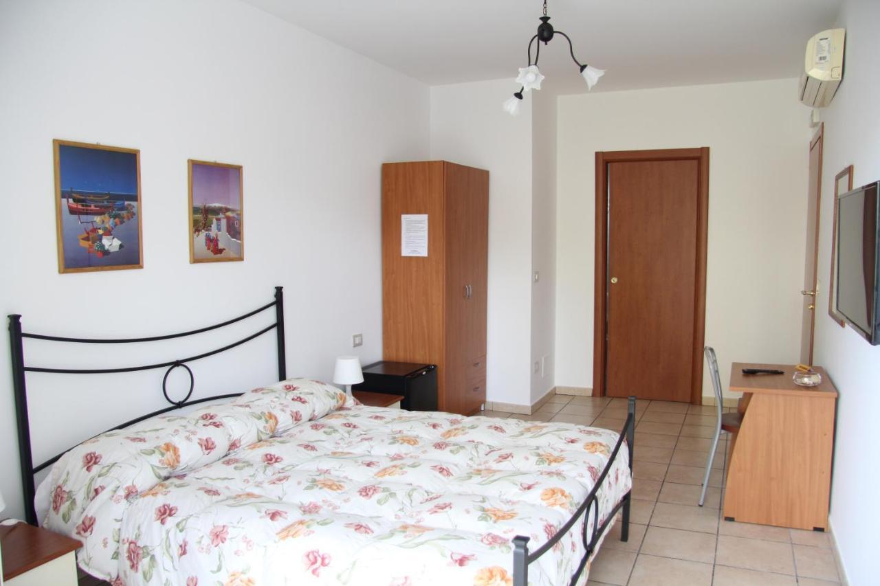 Fragolina B&B Furci Siculo Eksteriør billede
