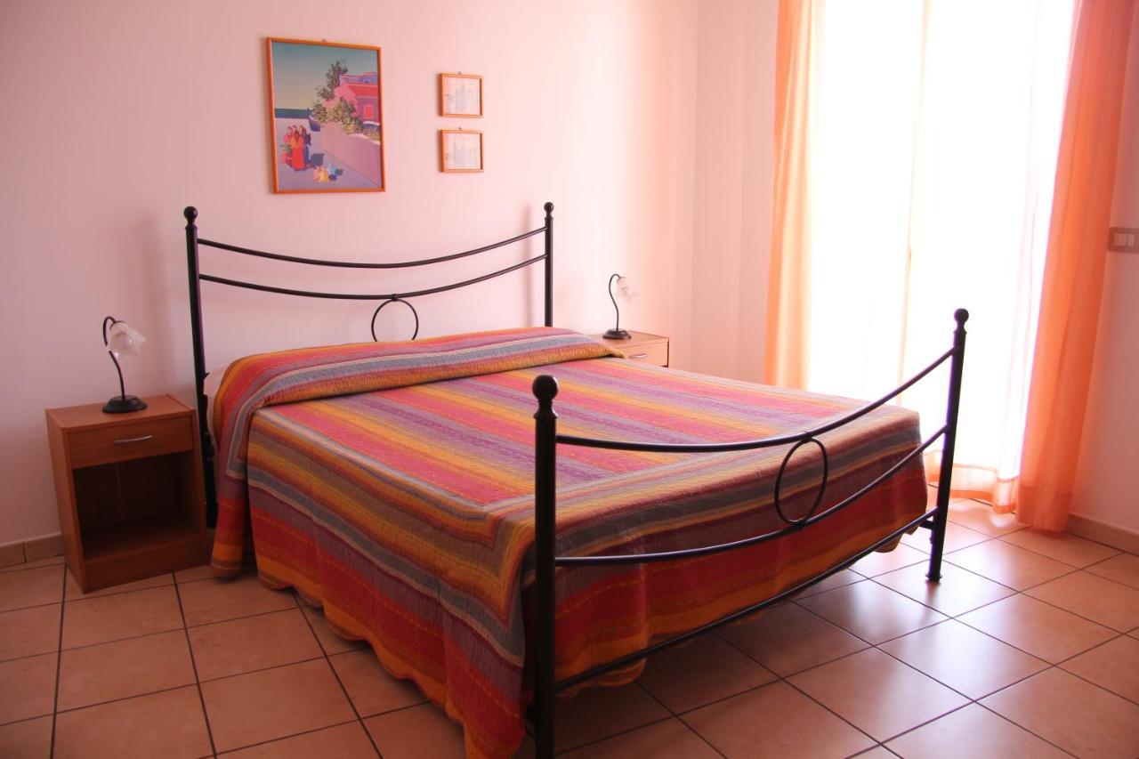 Fragolina B&B Furci Siculo Eksteriør billede