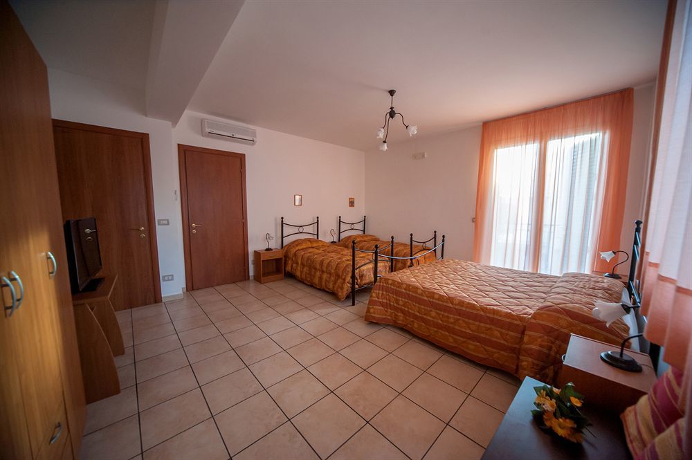 Fragolina B&B Furci Siculo Eksteriør billede